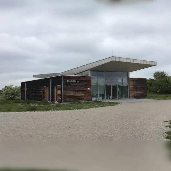 Treffpunkt ist um 14 Uhr am HeideHaus. (Archivbild: dm)