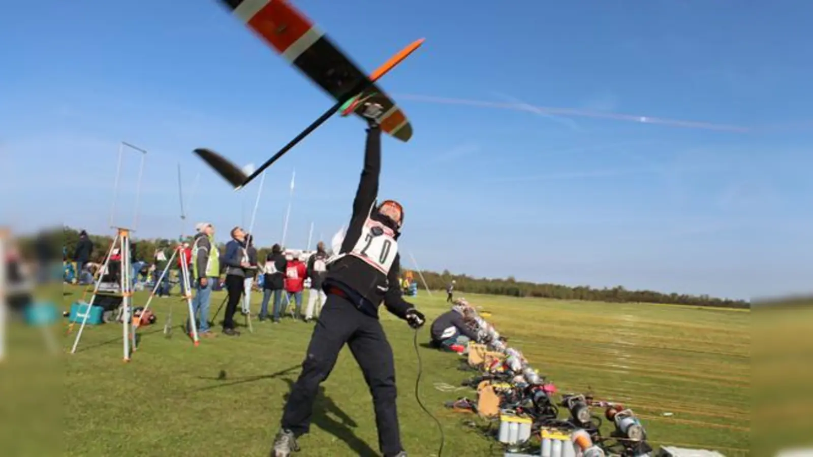 Beim 44. Oktoberfestpokal in Salmdorf erwartet die Zuschauer wieder spannende Wettbewerbe mit aufregenden und kunstvollen Flugmanövern.  (Foto: VA)