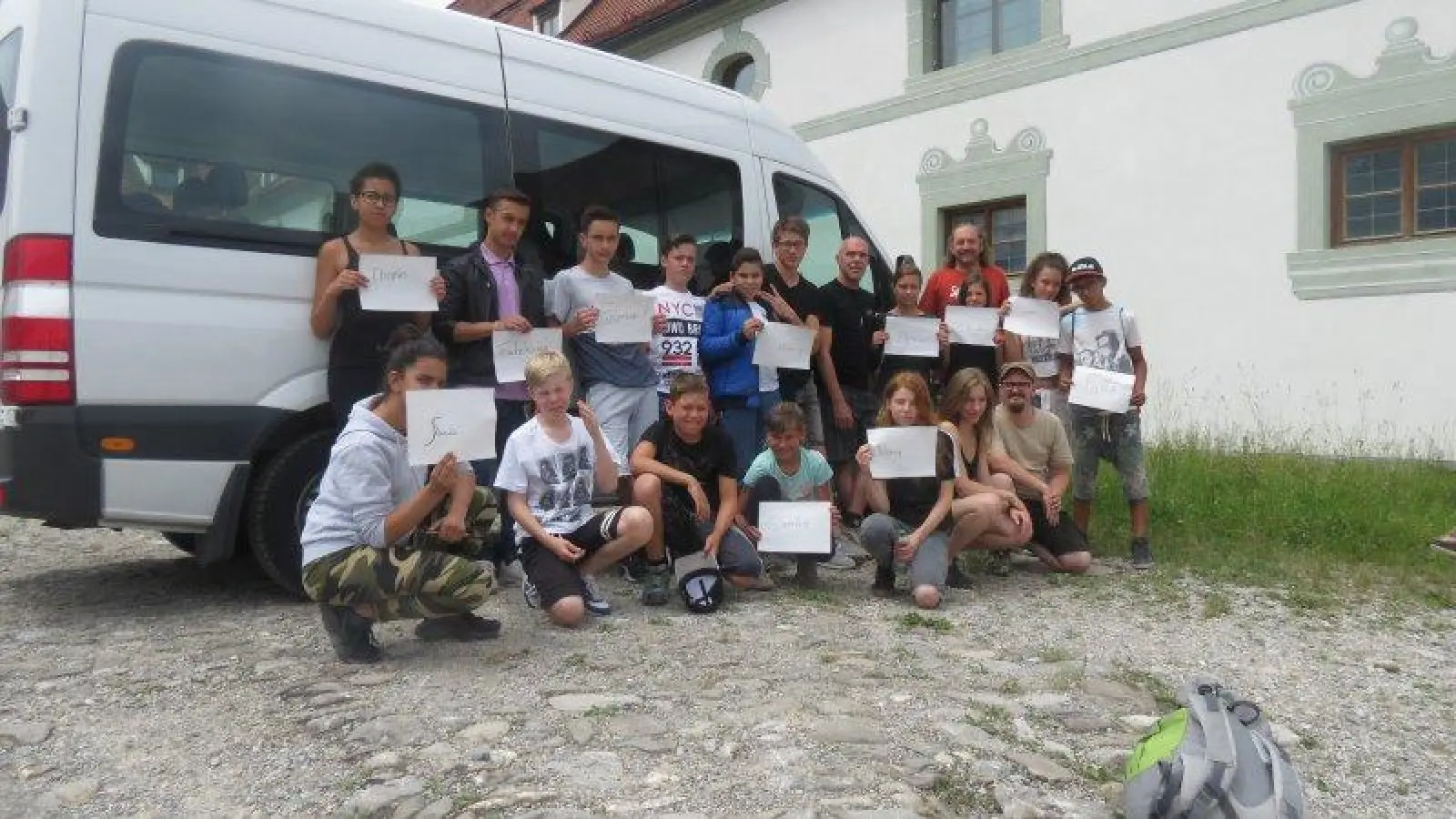 Einen Urlaub mit der Polizei haben diese Jugendlichen aus Germering gemachgt,. (Foto: PI Germering)