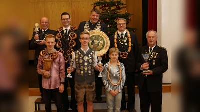 Hinten v.l.: Joseph Rubey, Markus Maruhn, Dirk Mackedanz, Markus Meyer und Hans Stockbauer. Vorne v.l.: Tim Strobl, Marlon Ott und Leo Jaspert. (Foto: privat)