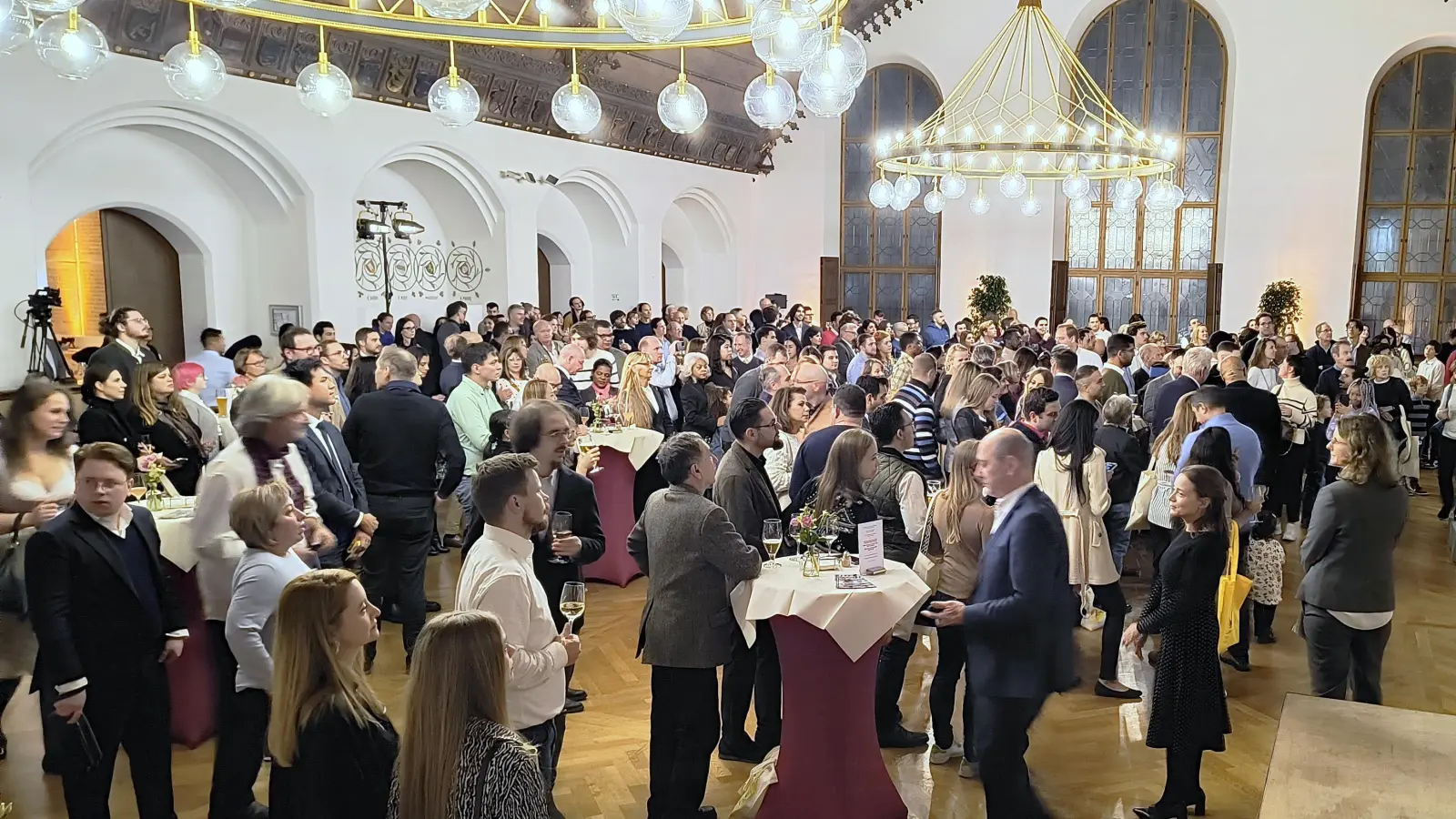 Beim Neubürgerempfang im Münchner Rathaus waren alle die eingeladen, die im vergangenen Jahr die deutsche Staatsbürgerschaft angenommen haben. (Foto: Robert Bösl)