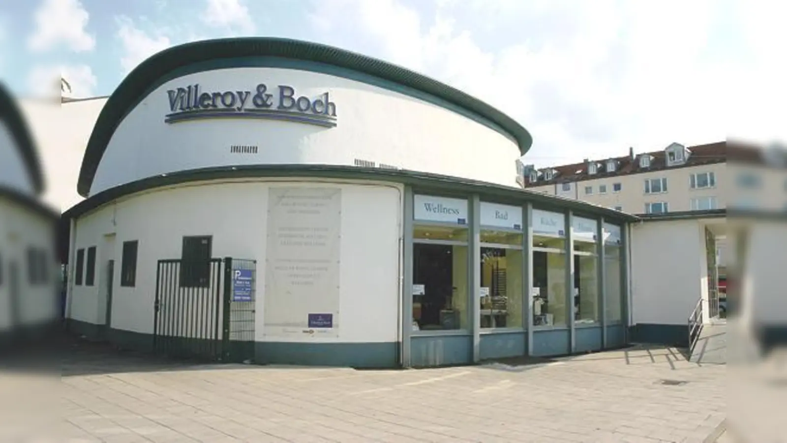 Ende des Jahres soll die »Giesinger Flunder«, das frühere Bahnhofskino aus den 50er Jahren abgerissen werden.	 (Foto: HH)