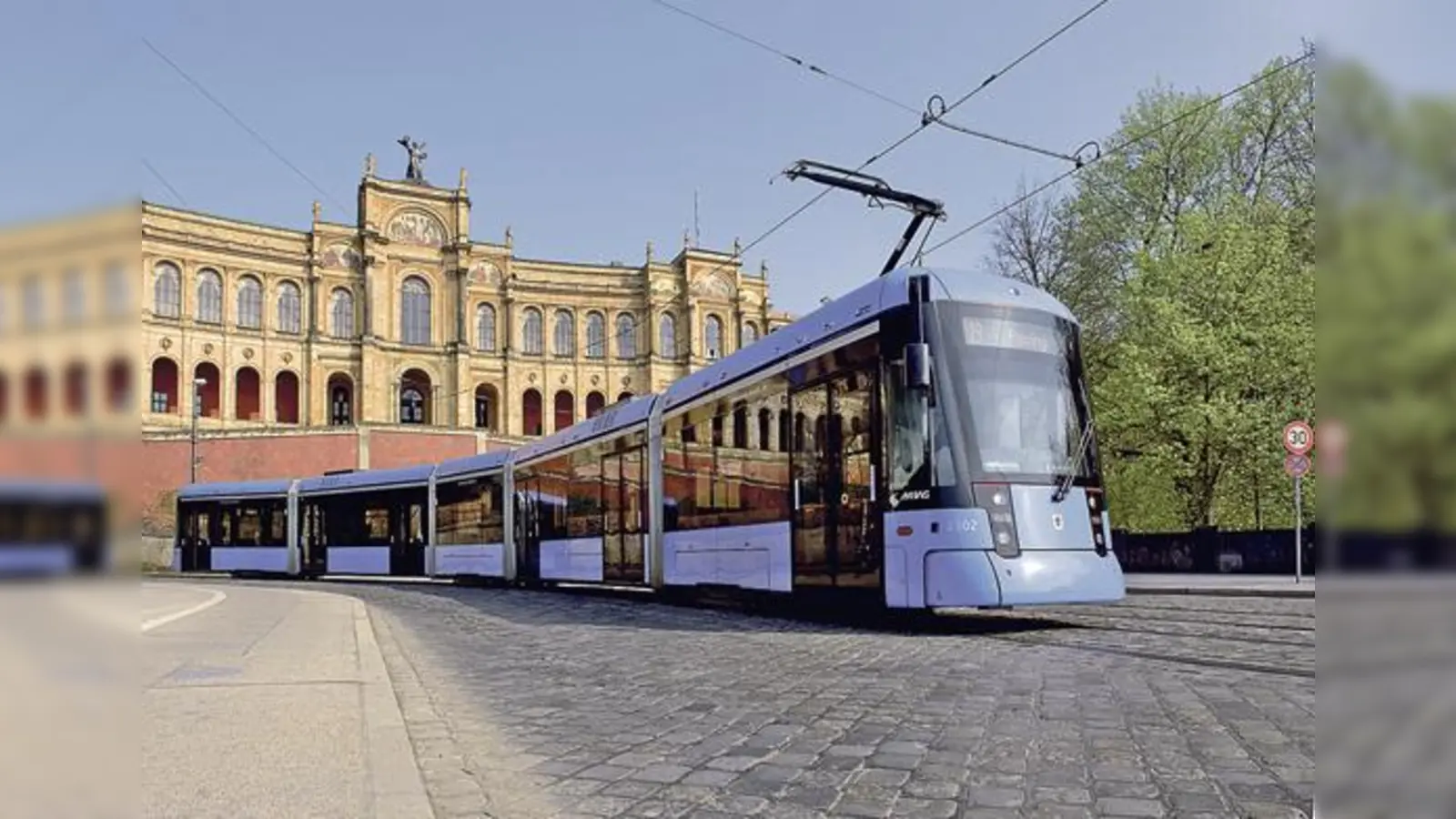 Die MVG fährt auf mehreren Bus- und Tramlinien ab 10. Dezember einen engeren Takt. Neu ist der Bus-CityRing, der im kommenden Jahr eingerichtet wird.	 (Foto: © SWM, K. Groh)