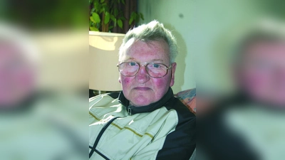 Willi Eichhorn wuchs mit seinen beiden jüngeren Geschwistern in Hessen auf. Heute besucht er an Silvester mit seiner Frau das Theater oder ein Konzert. (Foto: ls)