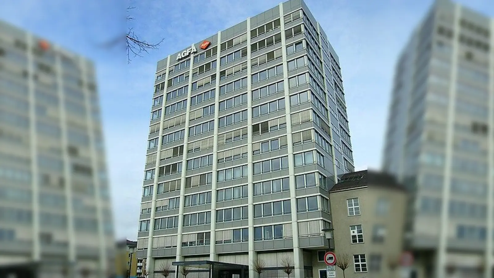 Das Agfa-Hochhaus an der Tegernseer Landstraße wurde am 17. Februar 2008 gesprengt. (Foto: Archiv)