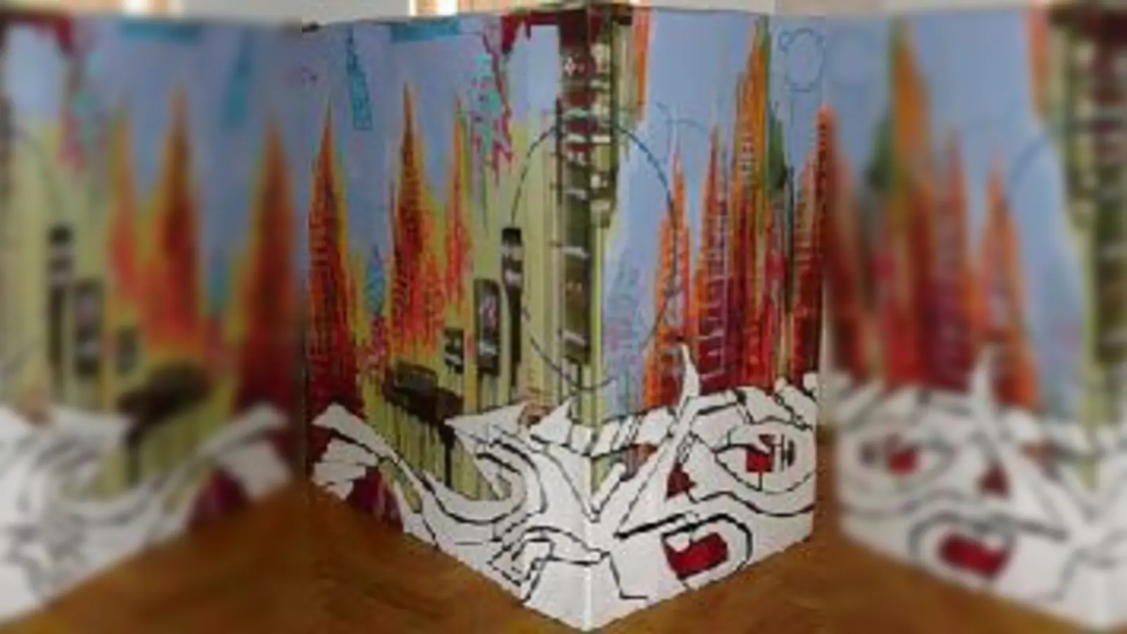 In dieser Box hört man Geh-Geräusche aus anderen Städten.	 (Foto: VA)
