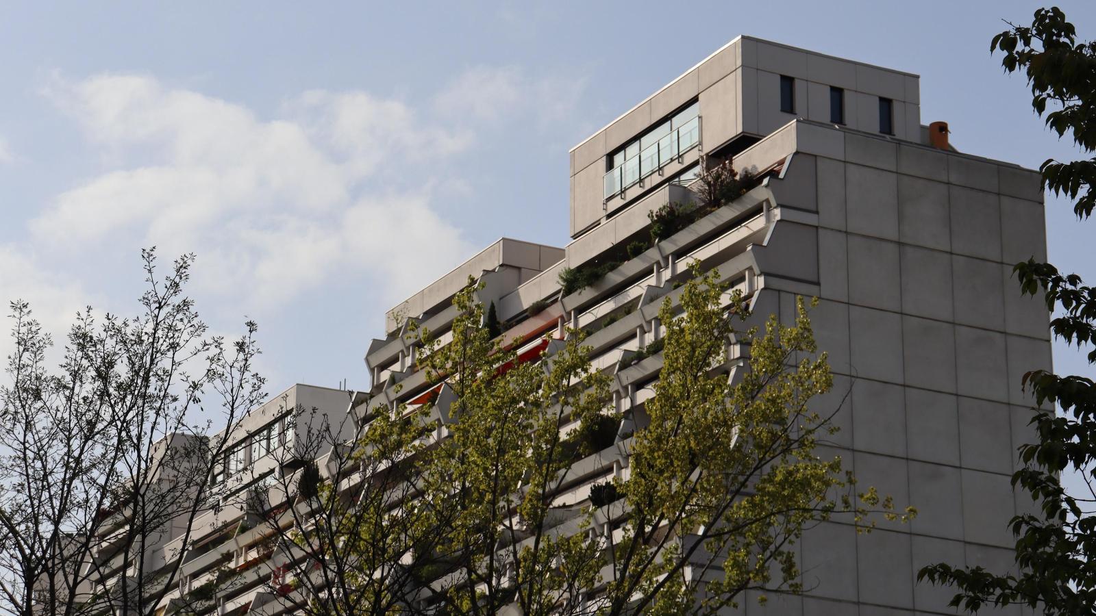 70-J-hriger-stirbt-bei-Brand-im-Olympiadorf