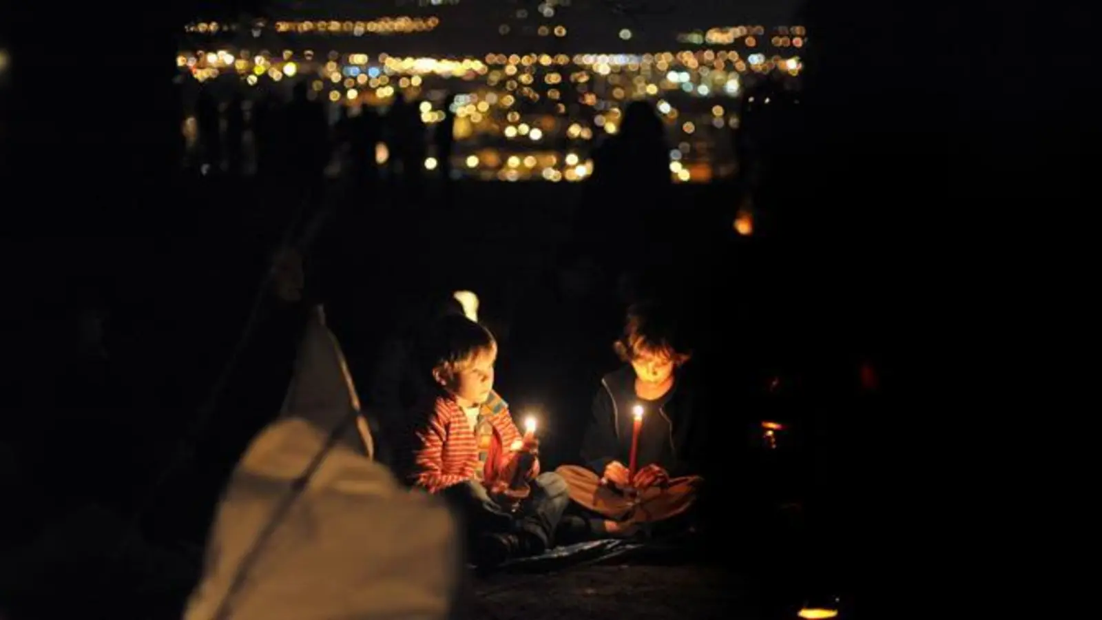 Für eine Stunde gehen am Samstagabend die Lichter in München aus, als wichtiges Zeichen für den Kampf gegen den Klimawandel.  (Foto: WWF)
