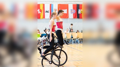Sind hochmotiviert: Sabine Tausch und Kathi Hupfauer. (Foto: Hubert Dandl)