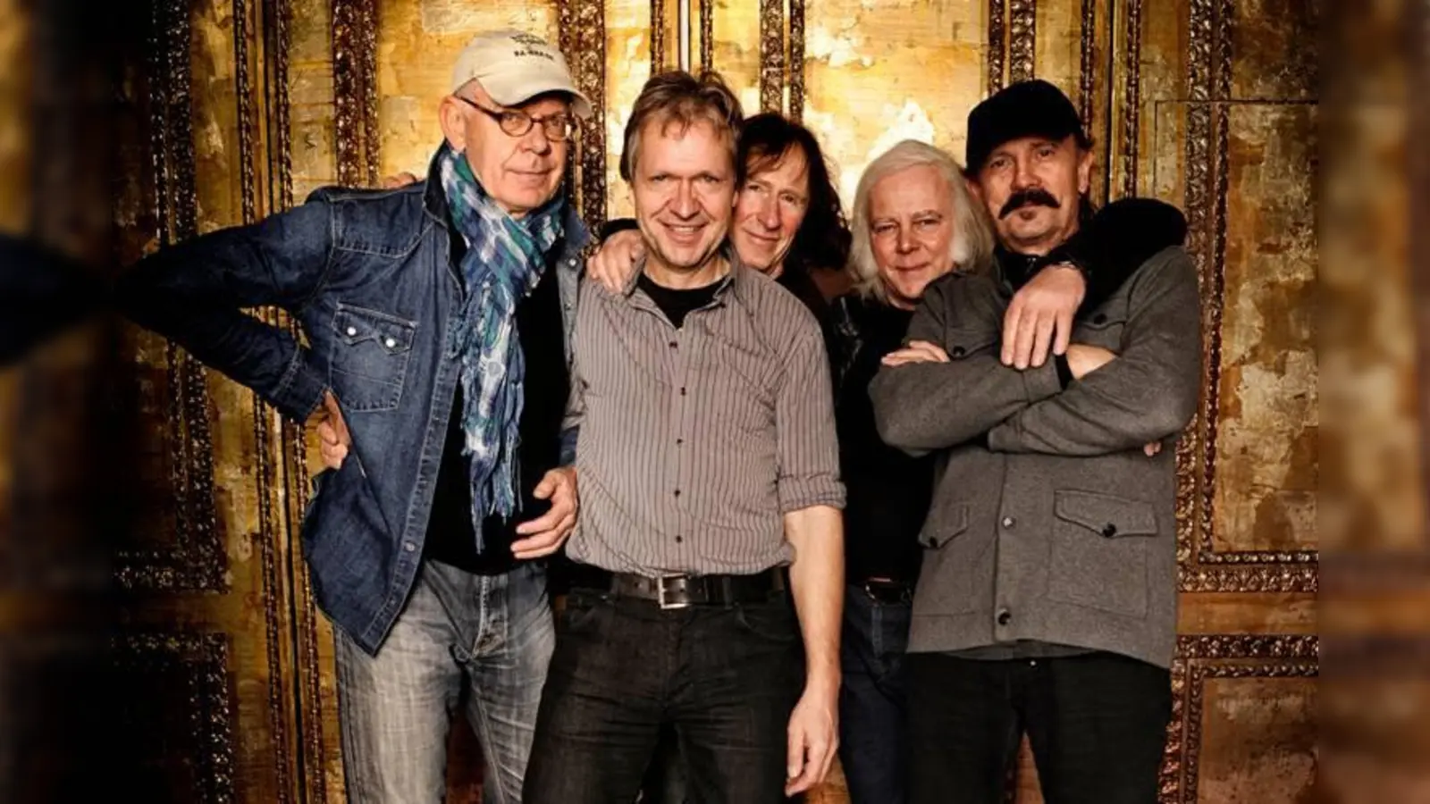 Seit 48 Jahren rocken James Jacobs,  Rainer Blencke, Wolfgang Lauter, Bowo Bobyk und Sam Schwab (v.l.) die Münchner Musikszene. (Foto: pi)