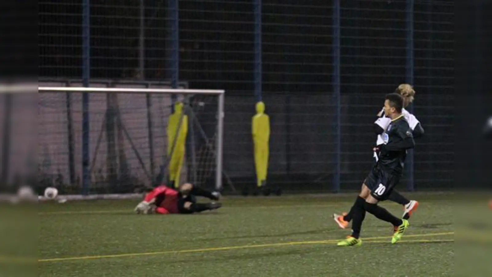 Doppeltorschütze: Dominik Kilpatrick.  (Foto: A. Wild)