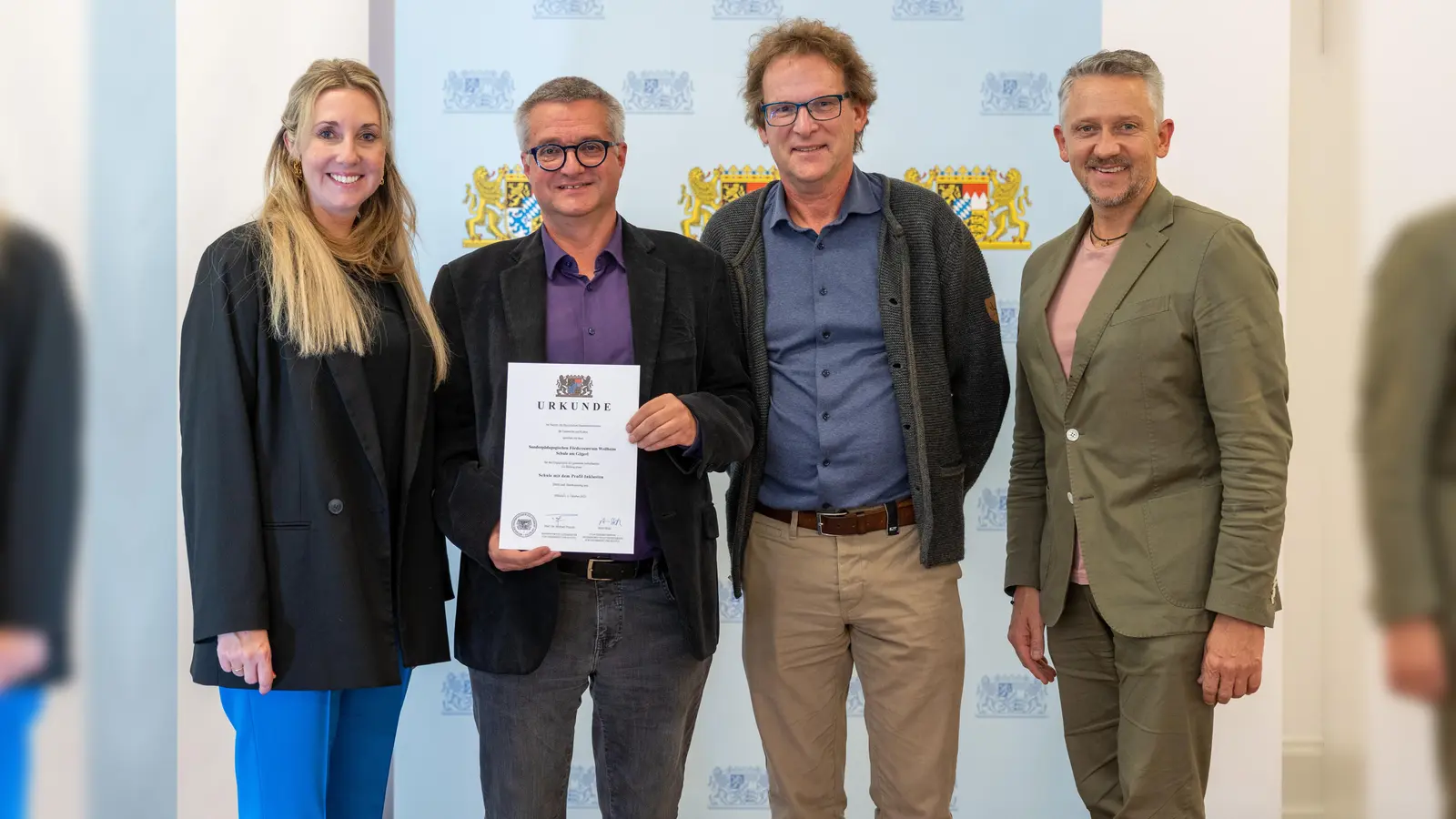 Das Sonderpädagogische Förderzentrum Weilheim erhielt die Urkunde als „Profilschule Inklusion”: (Foto: Alexandra Beier)