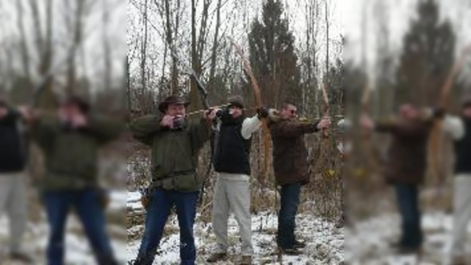 Norbert Sittig, Robert Kraus, Thomas Goerke, Wolfgang Kriegbaum, Sebastian Schießl, Franz Schießl, Annemarie Petrovski und Ralph Siepmann (v.l.) schießen sich schonmal  (warm.Foto: VA)
