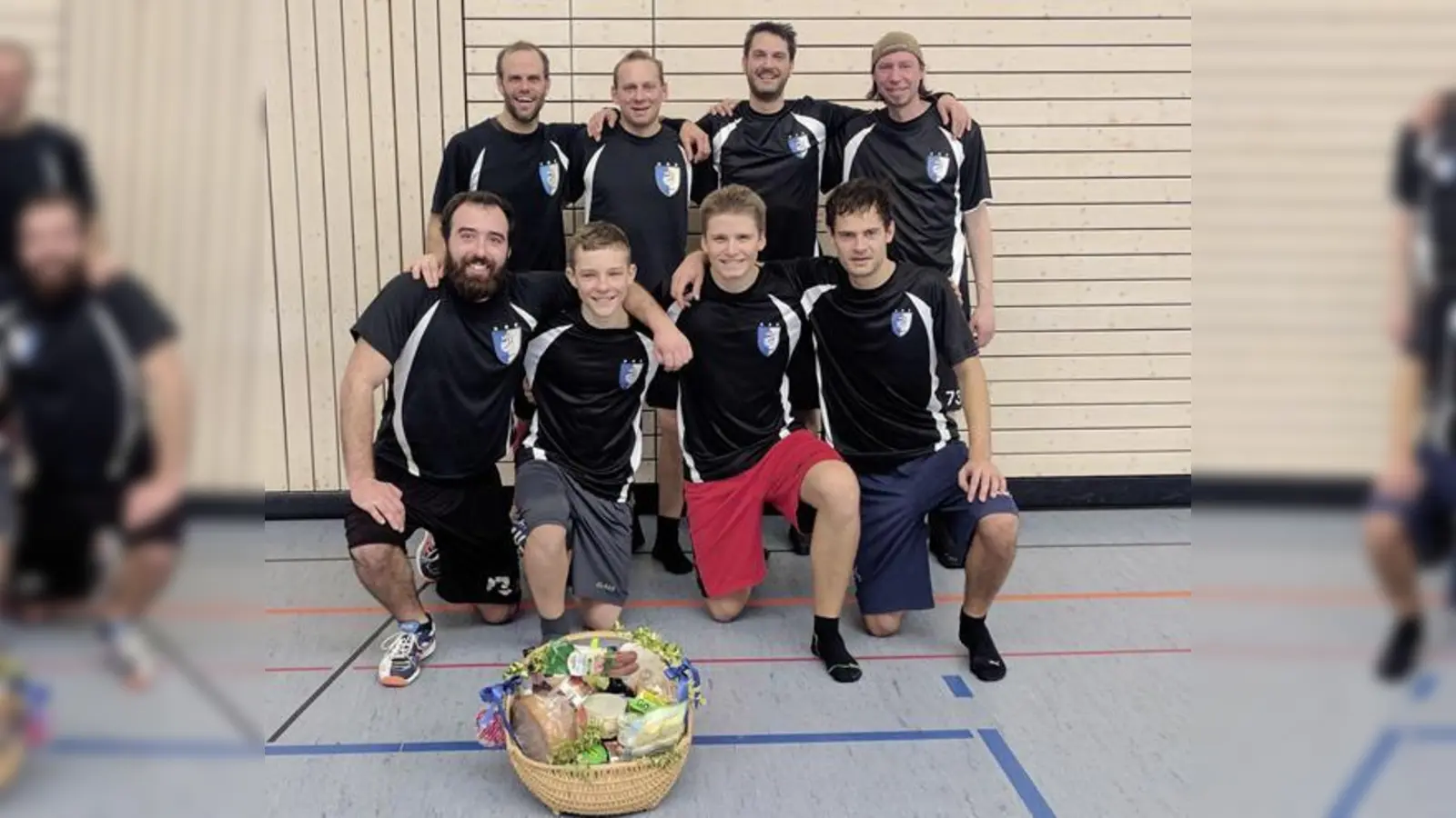 Stolzer deutscher Meister im Hallenfrisbee dürfen sich die Herren des TSV Unterföhring nennen.	 (Foto: Verein)