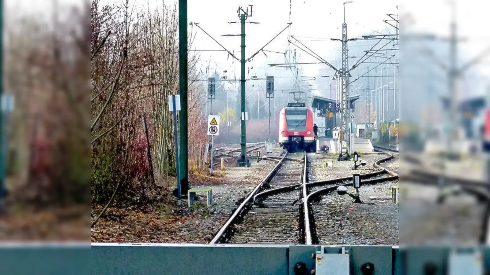 Wie lange noch endet die S-Bahn in Erding? Bis 2019 soll nach jahrelangen Diskussionen nun der Ringschluss kommen. 	 (Foto: bb)