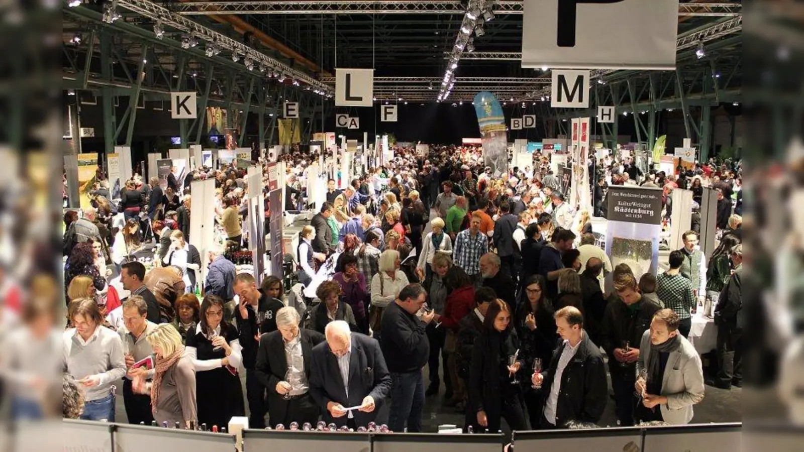Am 8. und 9. März findet in der Zenith-Kulturhalle die 8. Münchner Wein- und Delikatessenmesse statt. (Foto: pi)