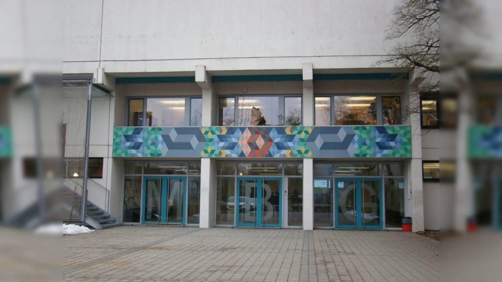 Das Max-Born-Gymnasium in Germering bietet zwei Einführungsklassen für lernwillige Realschulabsolventen an. (Foto: pst)
