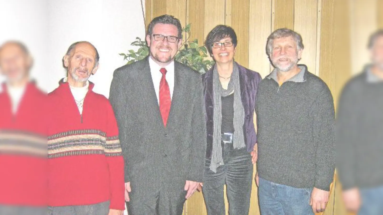 Professor Antonio Andrioli aus Brasilien (Zweiter von links) traf (von links) Ekkehard Raab, Rosi Reindl und Anton Brand vom Bund Naturschutz Ebersberg.	 (Foto: BN Ebersberg)