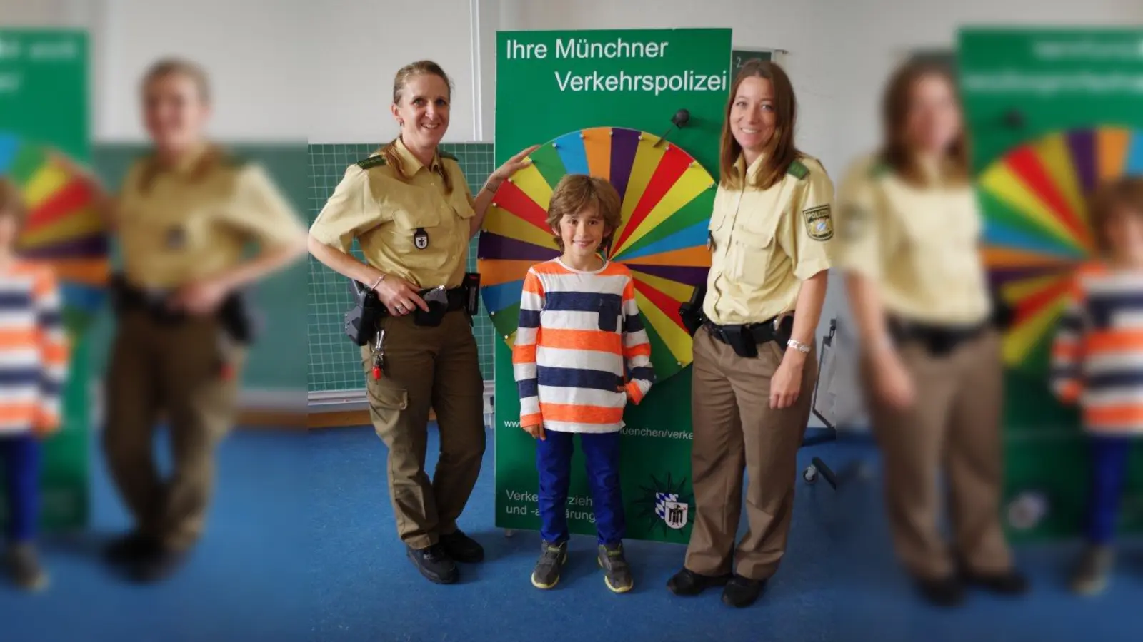 Beim Verkehrsquiz gab es für die Viertklässler der Grundschule an der Fürstenrieder Straße noch einiges zu lernen. Hier: die Kontaktbeamtinnen Monika Fleischer (r.) und Simone Riehl mit Luis aus der 4c. (Foto: kö)