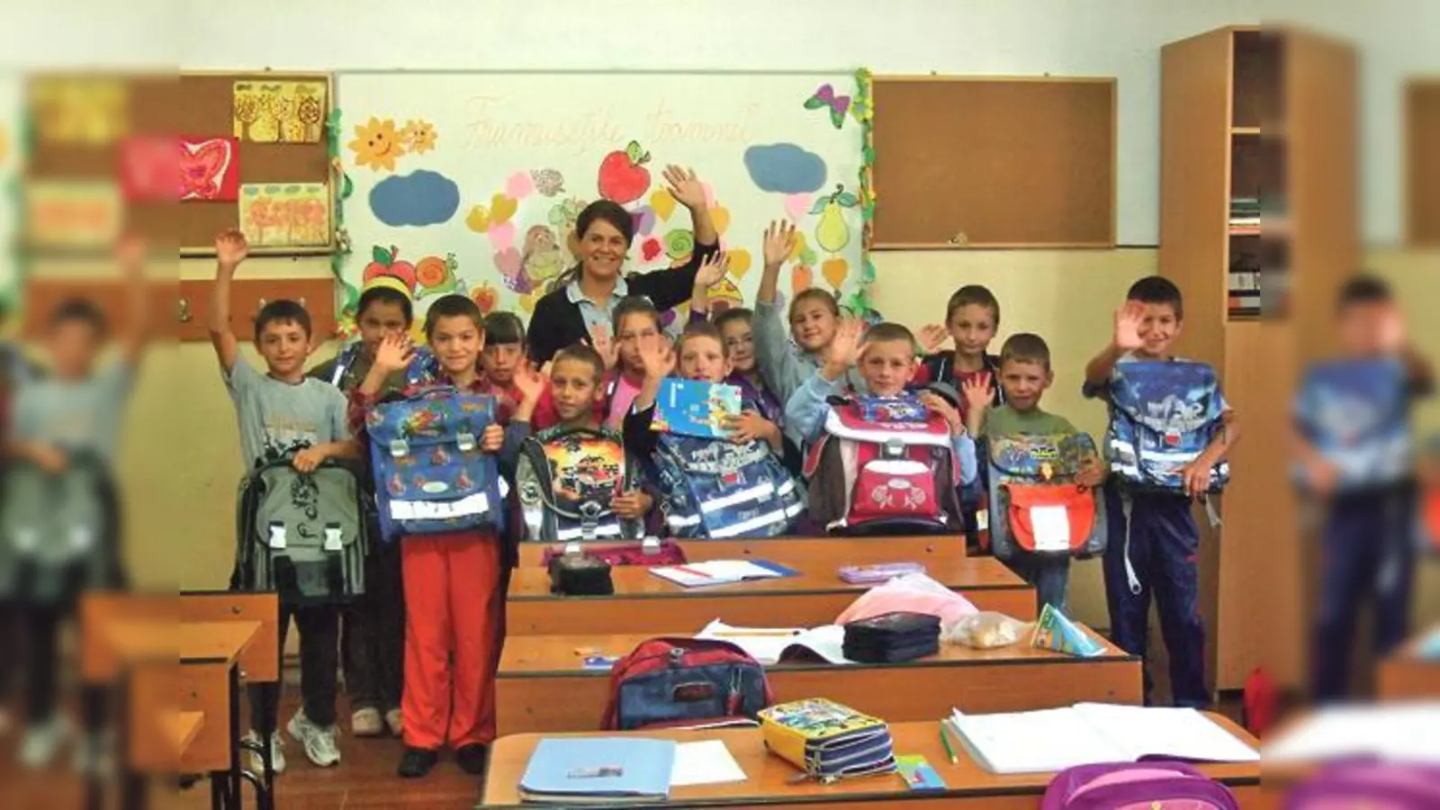 Aus Brunnthal erreichten Kinder in Brasov zahlreiche Schultaschen und Bekleidung. 	 (Foto: VA)