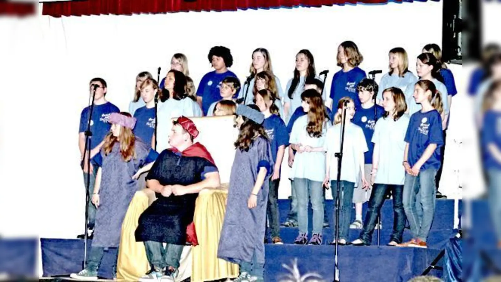 So sah es beim Stück »Paulus« im Jahr 2011 aus  das will Pfarrer Thomas Bachmann mit seinem neuen Stück »Das Urteil« im April 2013 wiederholen.	 (F.: bb)