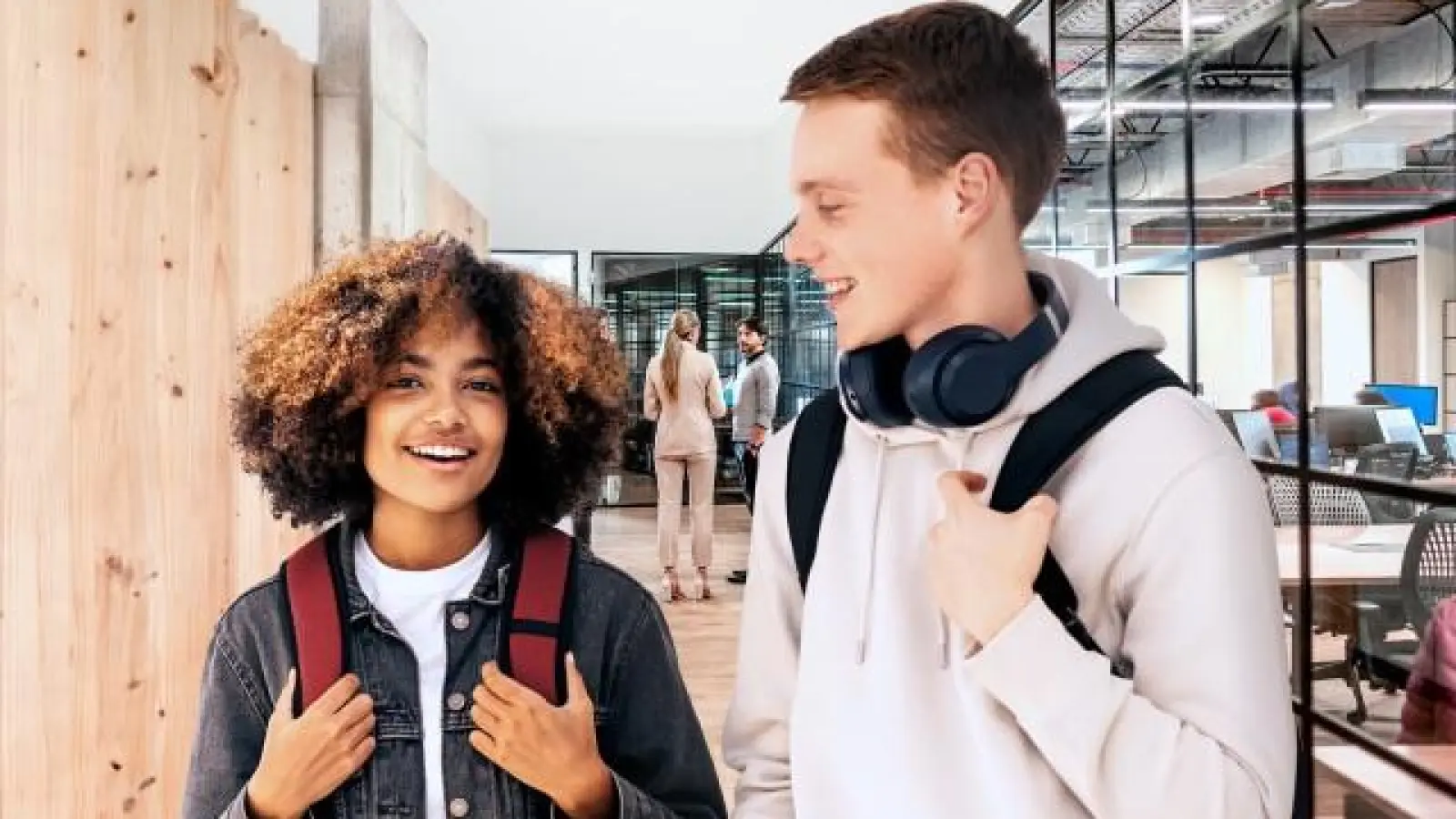 Jetzt anmelden und einen Tag den Azubis über die Schulter schauen. (Foto: IHK)