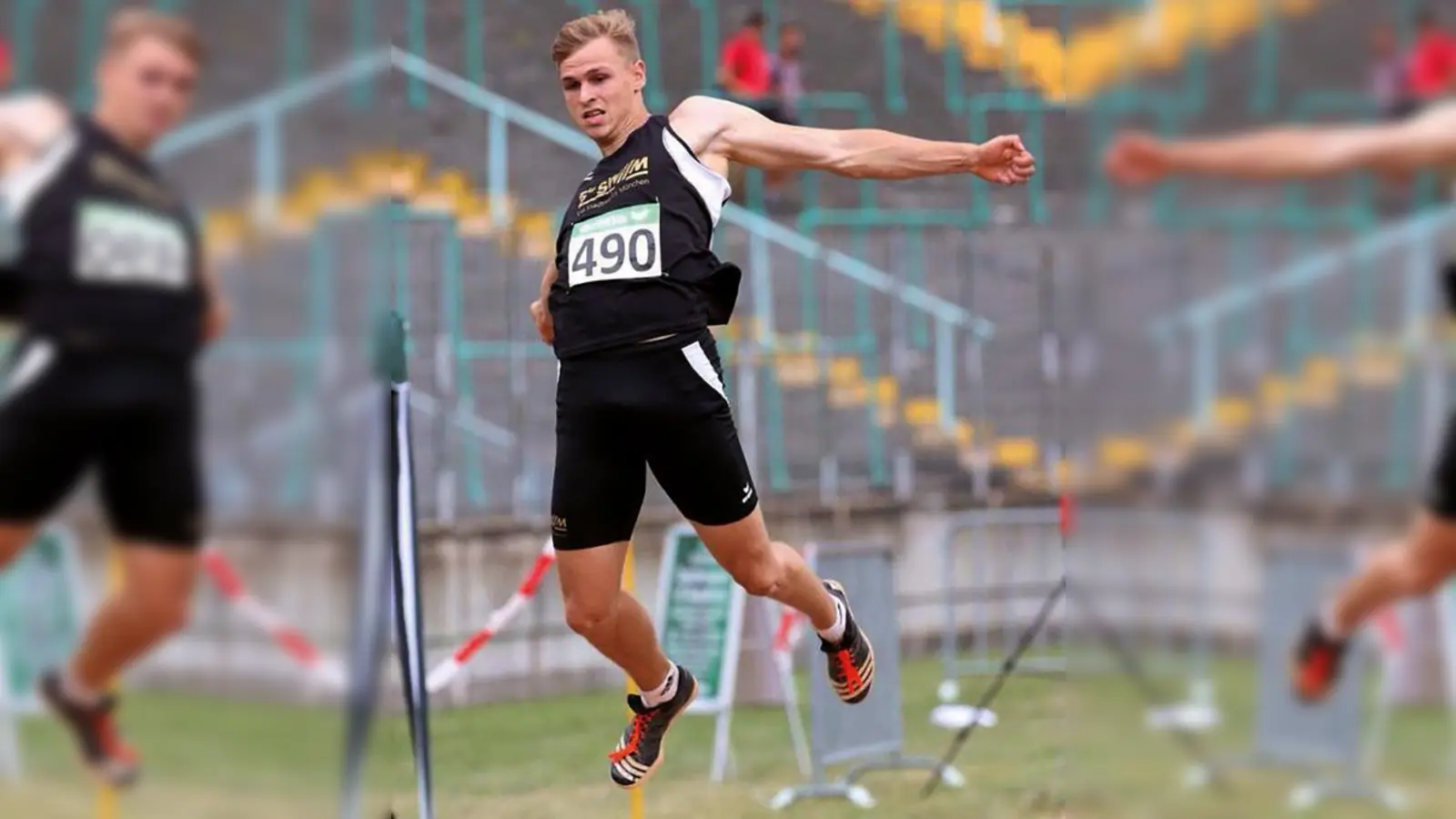 David Faltenbacher (TS Jahn München) ist bayerischer Weitsprung-Vizemeister in zwei Altersklassen.	 (Foto: privat)