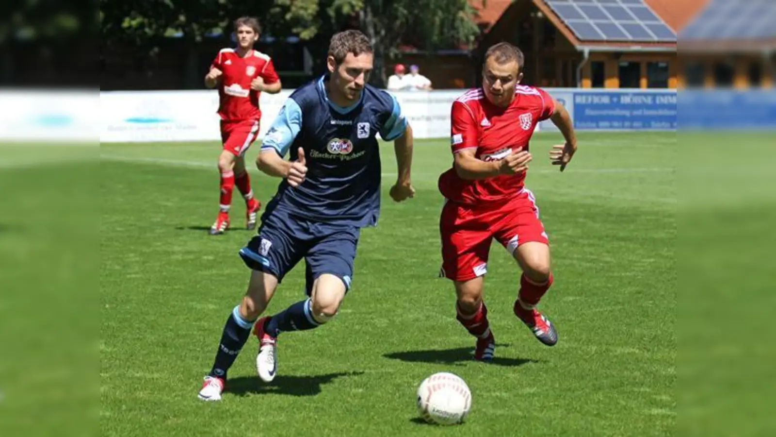 Dritter Treffer im sechsten Spiel: Markus Ziereis.  (Foto: A. Wild)