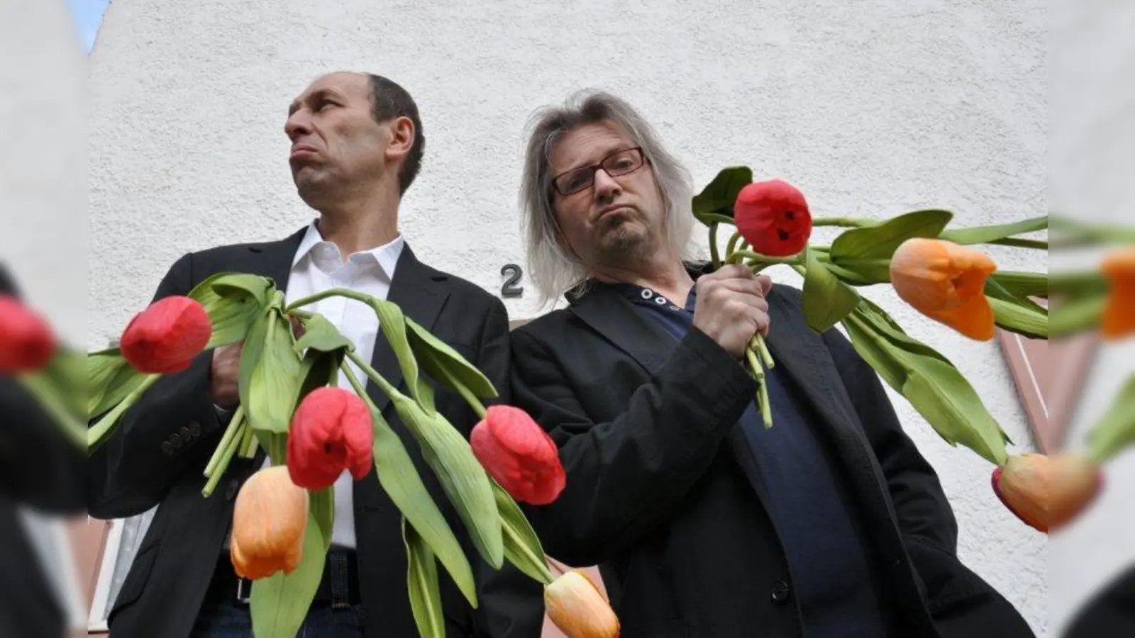 Da Bertl und i überlegen, was Männer ausmacht. (Foto: pr)