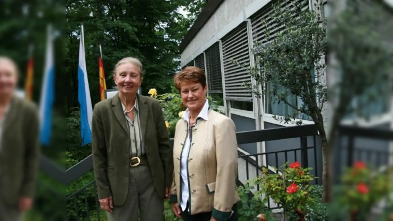Die Seniorenbeauftragten der Gemeinde Krailling seit 2008: Eleonore Zwißler und Karin Wolf (v.l.). (Foto: US/Archiv)