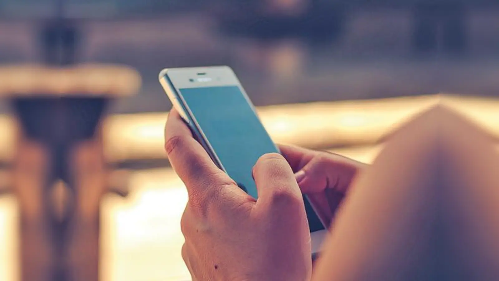 Das Smartphone erleichtert einem das Leben, aber es birgt auch viele Gefahren.	 (Foto: CC0)