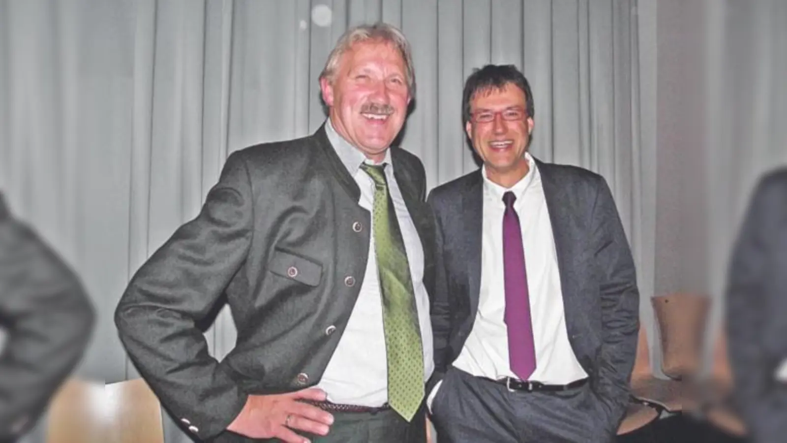 Obermeister Walter Schrödl und sein Stellvertreter Franz Schmeller.  (Foto: Schreinerinnung)