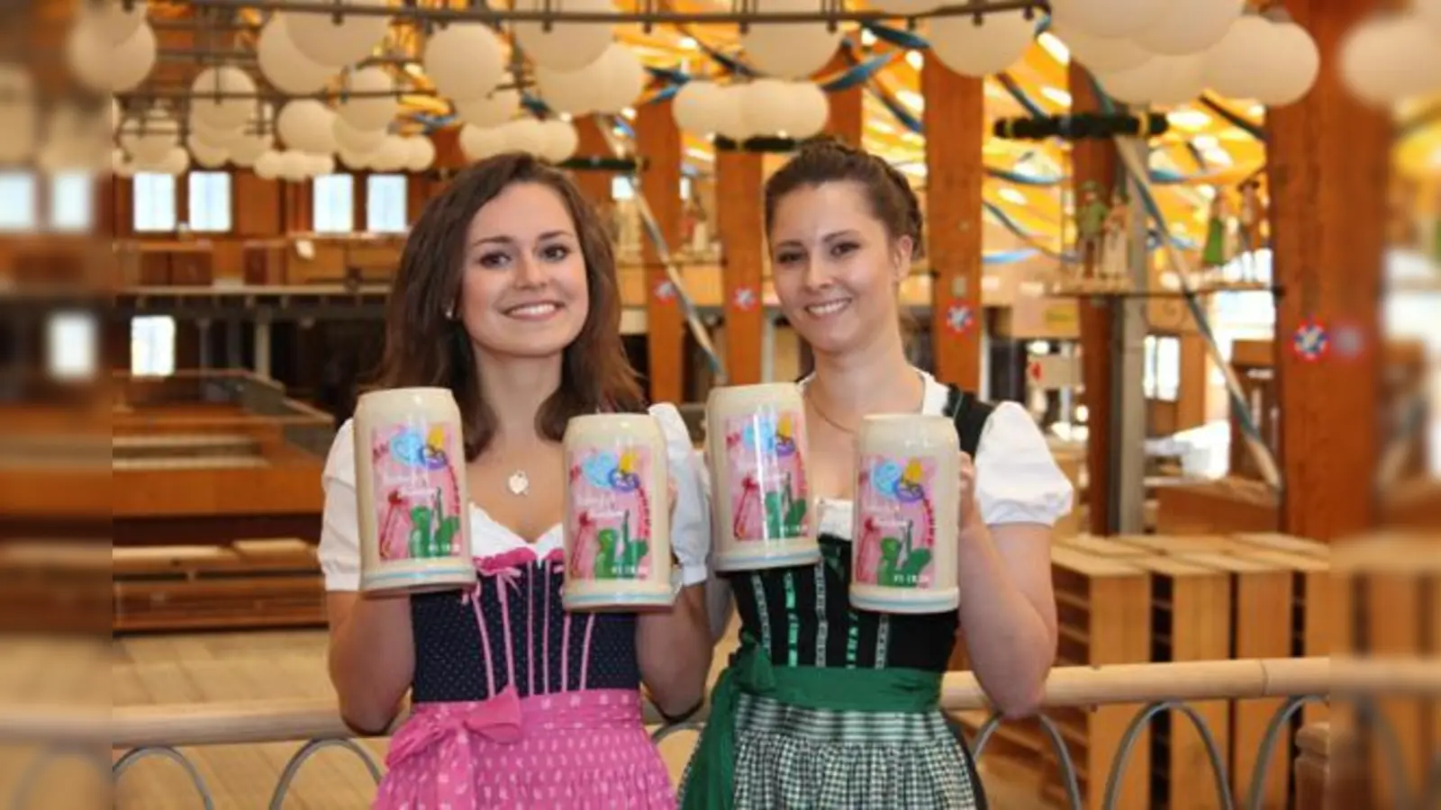 Fesche Dirndl, Wiesnzelt und Oktoberfest-Maßkrug  diese Kombination wird es ab dem  17. September wieder unzählige Male auf der Festwiese geben.	 (Foto: cr)