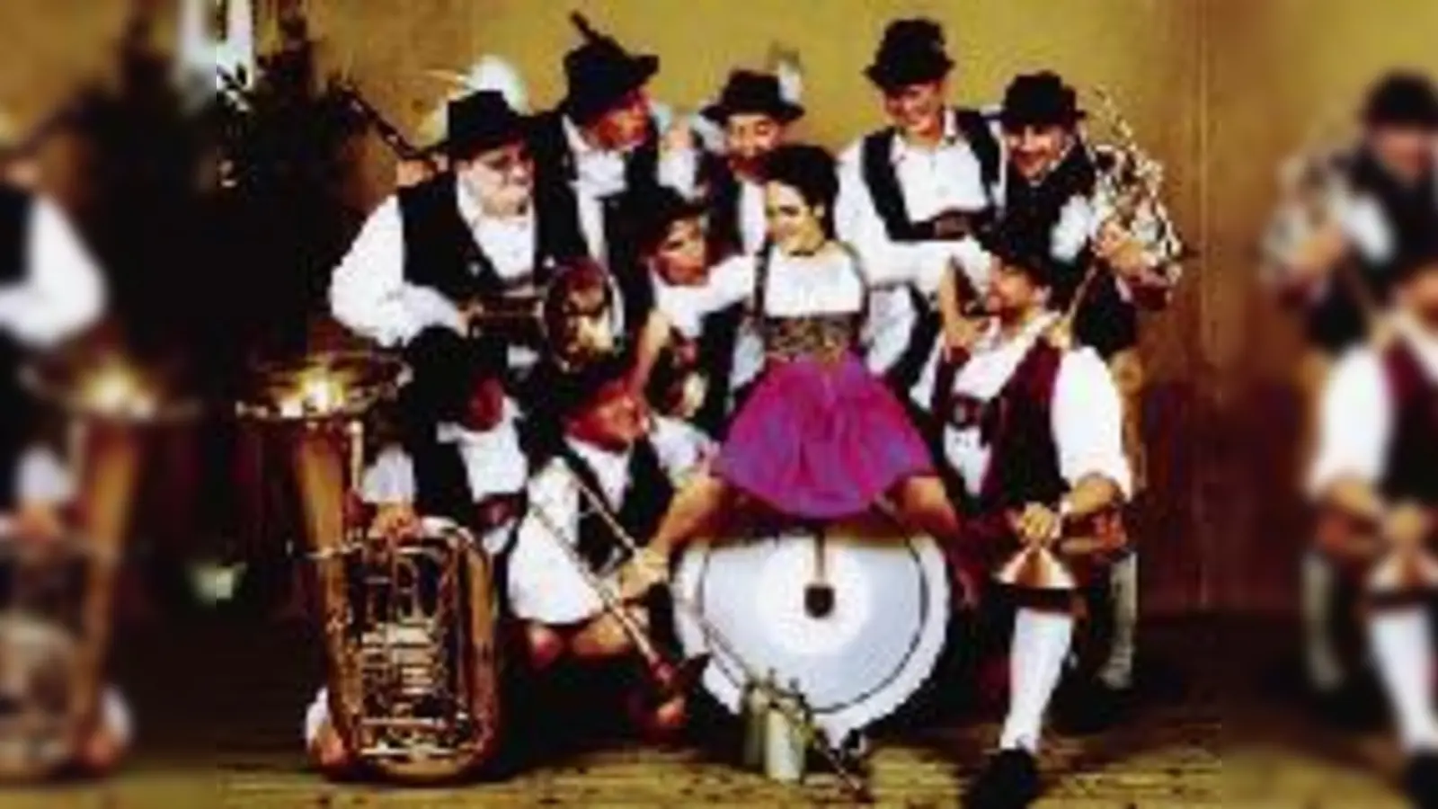 Alte Musik und junge Frauen, die erklärten Vorlieben der Kapelle Josef Menzl, die beim Fraunhofer-Frühschoppen am 4. Februar aufspielt.	  (Foto: VA)