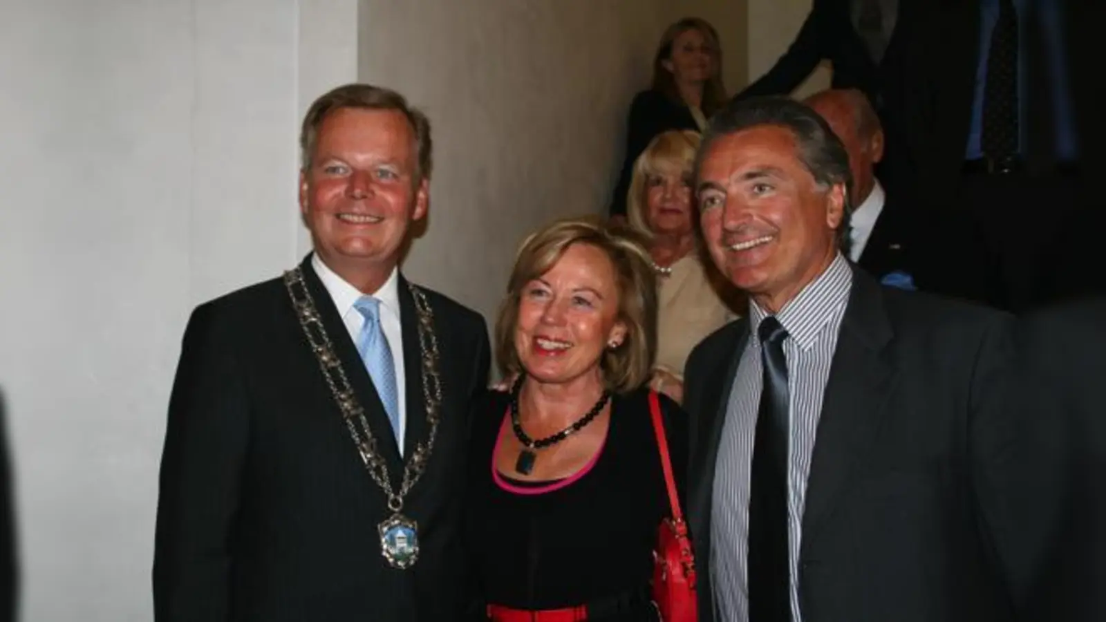 Auch Max Greger jr. und seine Frau Dr. Roswitha Greger zählten zu den Gästen.	 (Foto: hol)