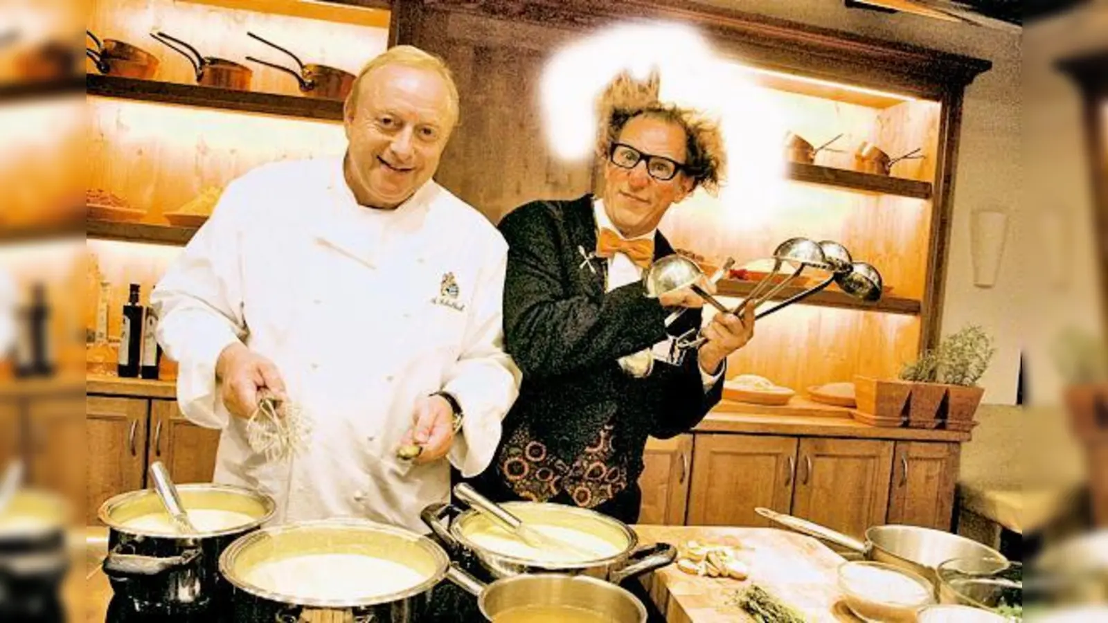 Rüsten sich schon mal für einen gelungenen teatro-Auftakt: Alfons Schuhbeck und Dinner-Clown Daniello.	 (Foto: ms)