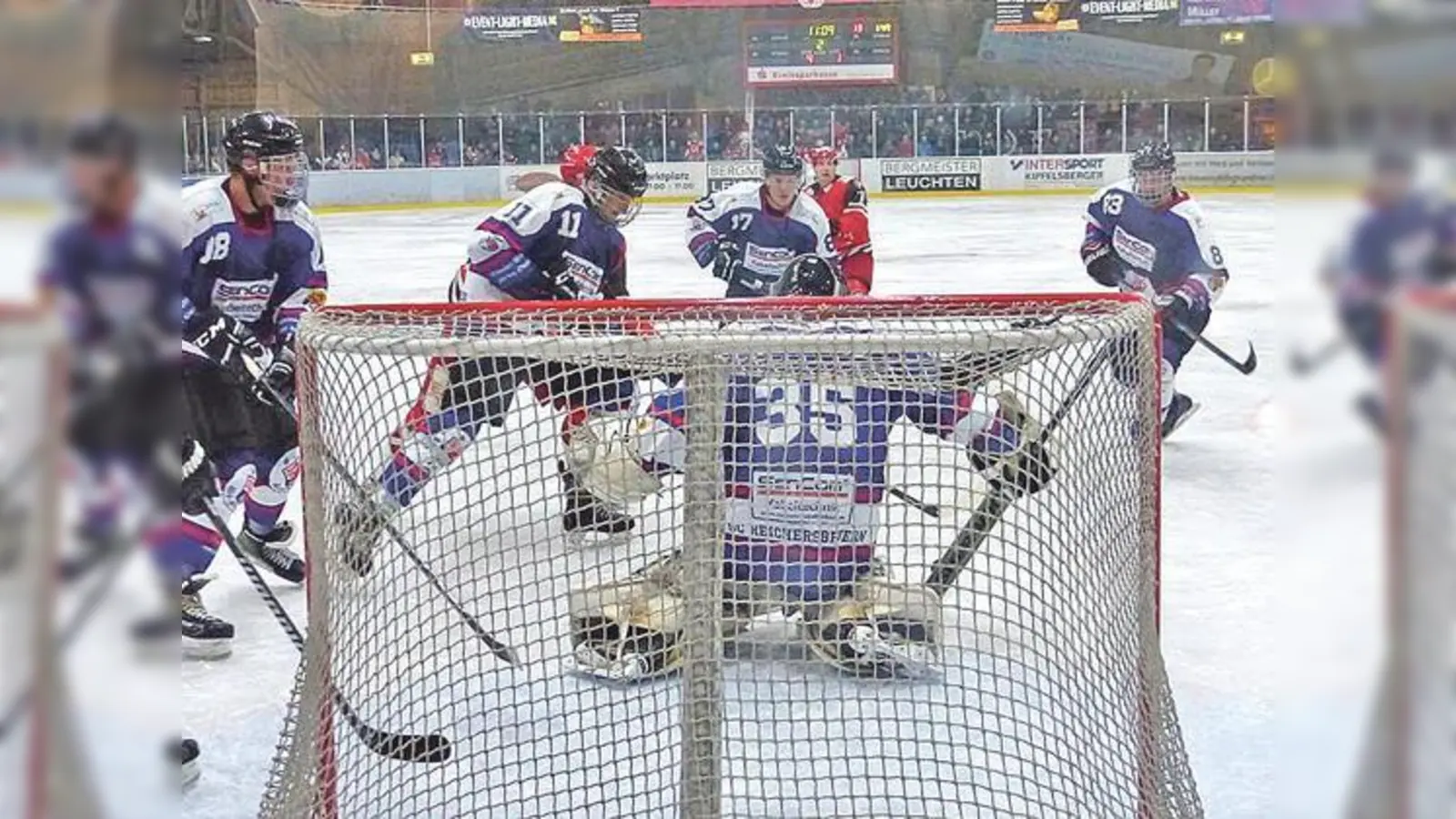 Szene aus dem Hinspiel zwischen den Rot-Weißen und dem SC Reichersbeuern, bei dem man an diesem Freitag gastiert.	 (Foto: smg / CU)