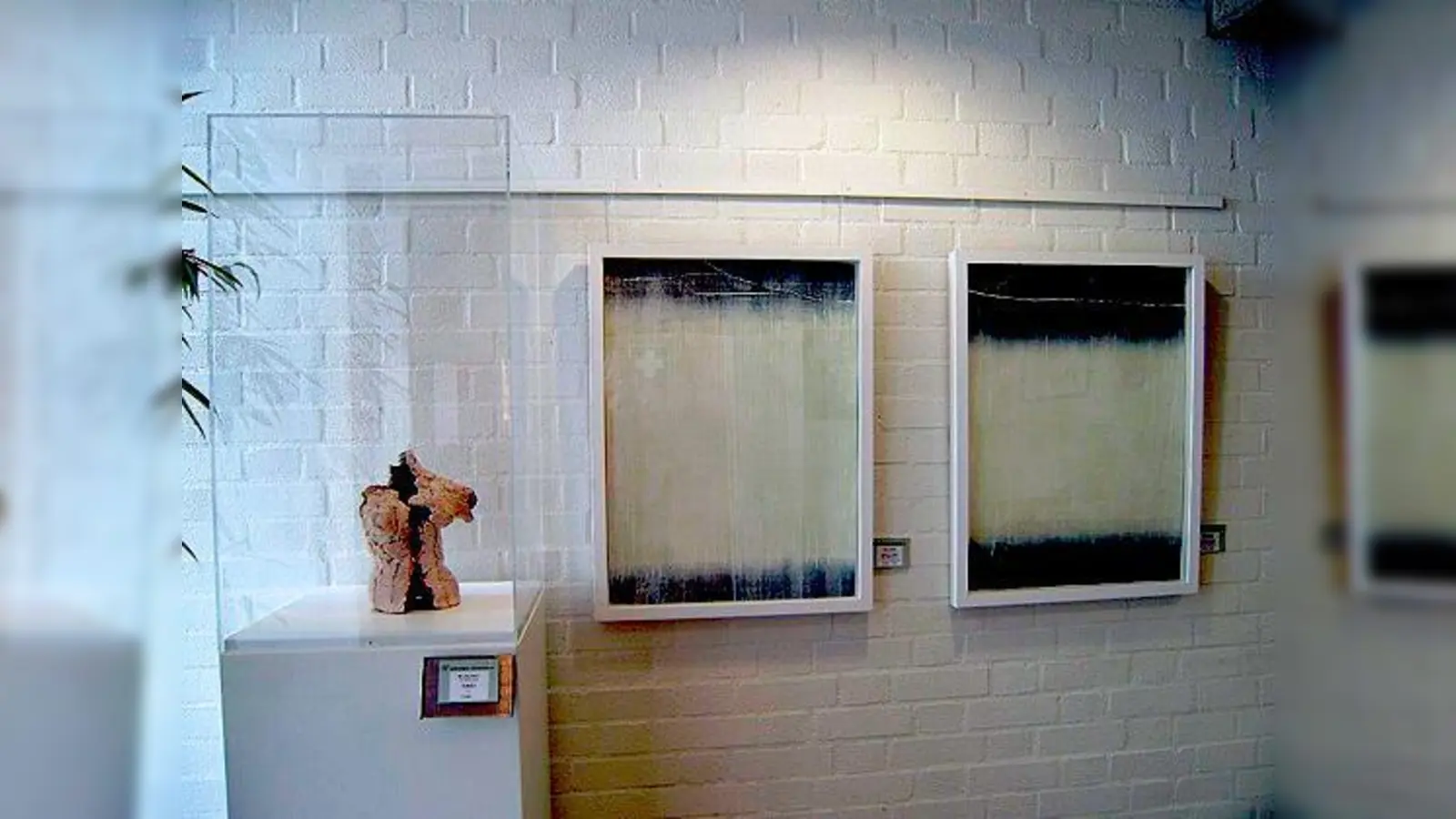 Diese Kunstwerke schuf Arja Decker auf selbst gewebtem Stoff. 	 (Foto: privat)