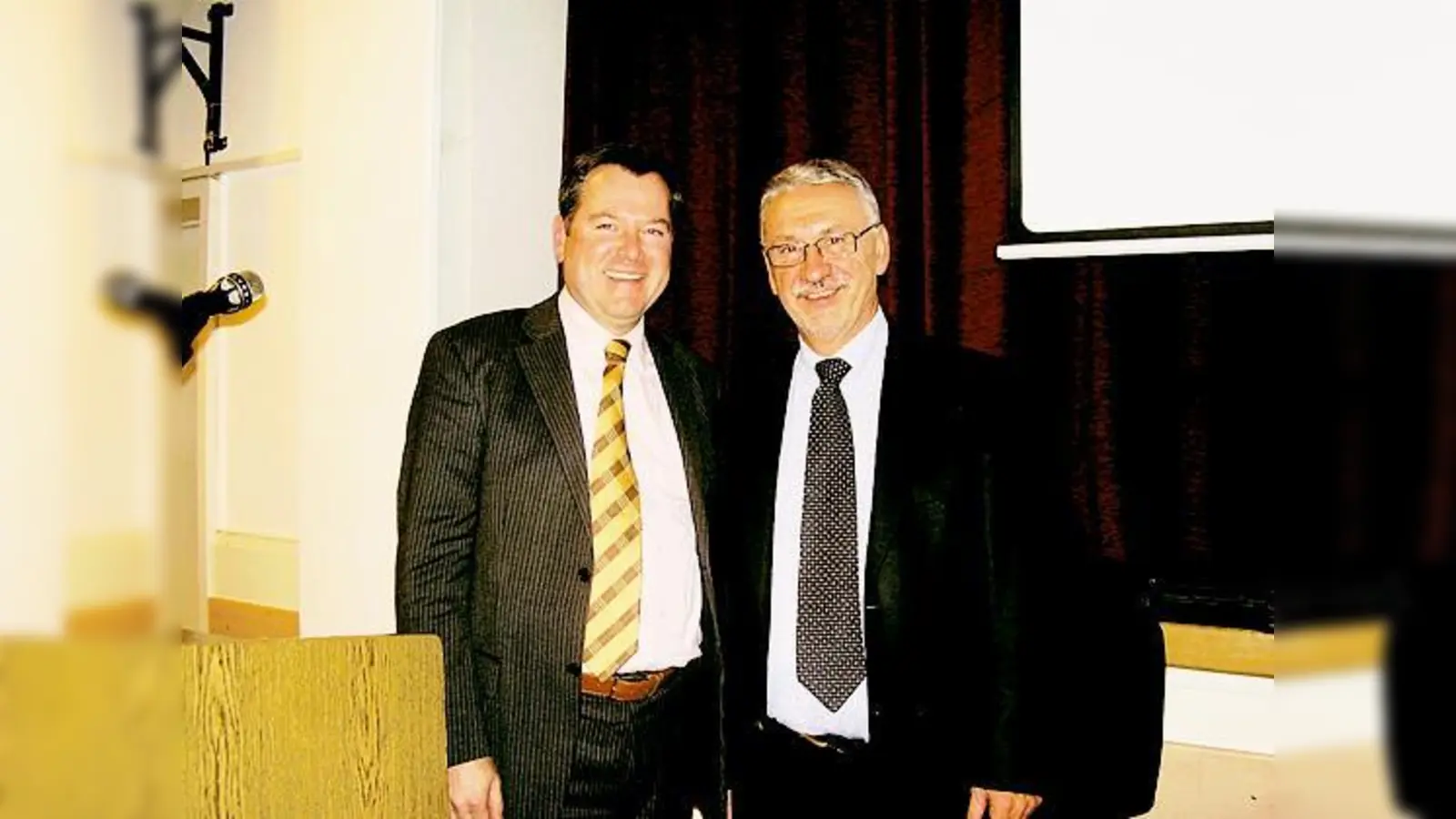 Moderierten die  (Foto: CSU-Stadtrat Josef Schmid (l.) und BA-Chef Alexander Miklosy.)
