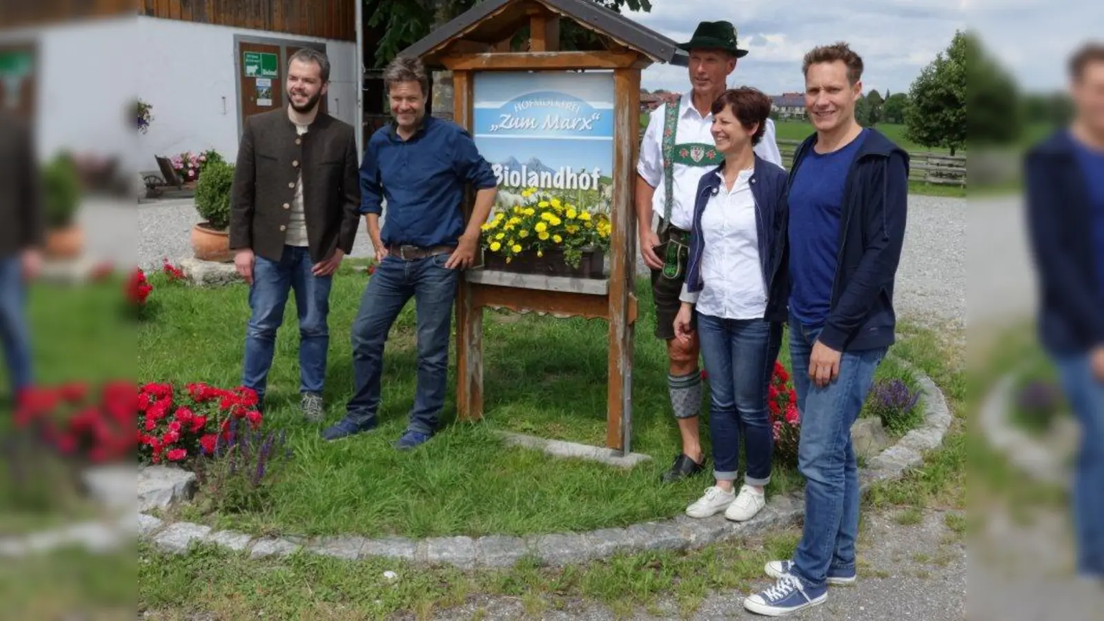 Schleswig-Holstein trifft auf Bayern: Bei dem Besuch auf dem Bio-Betrieb „Zum Marx” wurde nicht nur die Heumilchtrockung besprochen, sondern viele weitere Themengebiete rund um die Landwirtschaft. (Foto: Bündnis90/Die Grünen)