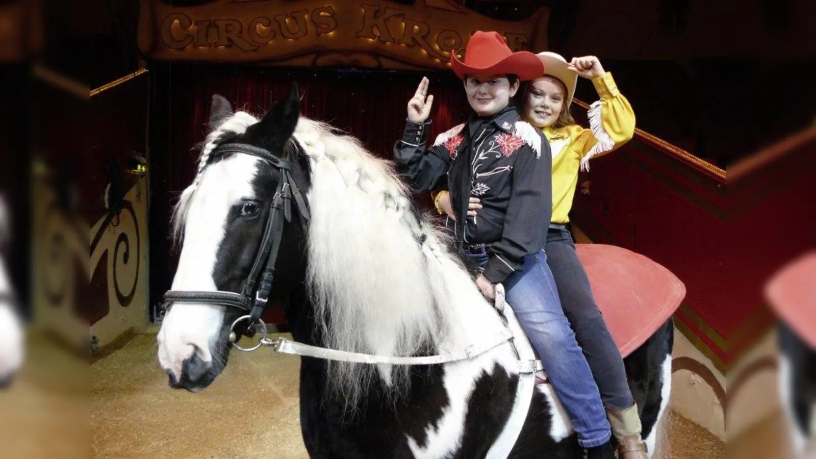 Der Nachwuchs macht auf sich aufmerksam: Shirin &amp; Alexis treten erstmals vor Publikum auf. (Foto: circus-krone.de)