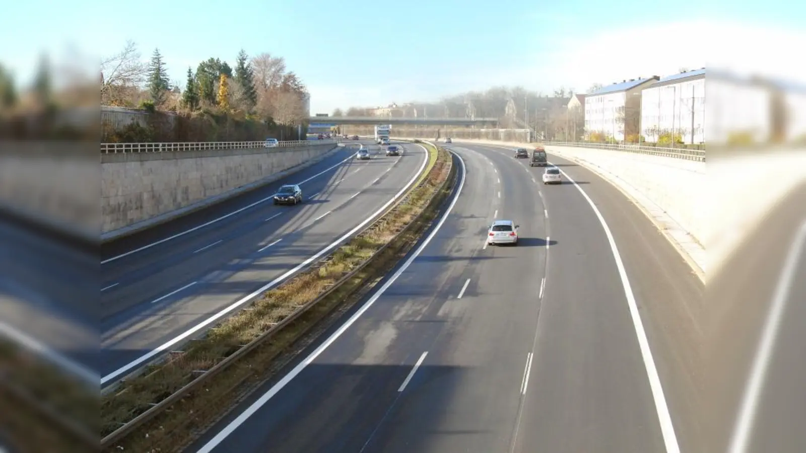 Deckel drauf? Die CSU möchte die Lindauer Autobahn zudeckeln und an der Oberfläche Grün und Wohnungsbau. (Foto: kdk)