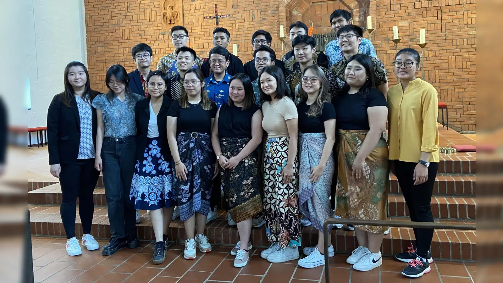 Der Chor der Indonesischen Hochschulgemeinde Bayern. (Foto: St. Hedwig)