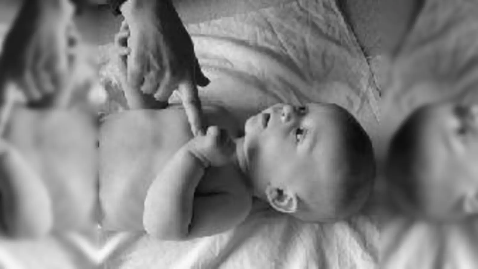 Entspannung und Hilfe für die Kleinsten: die  (Schmetterlingsmassage.Foto: VA)