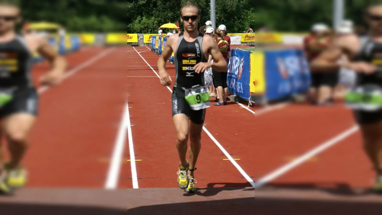 Ben Holland (Platz 2) auf der Zielgeraden. (Foto: ar)