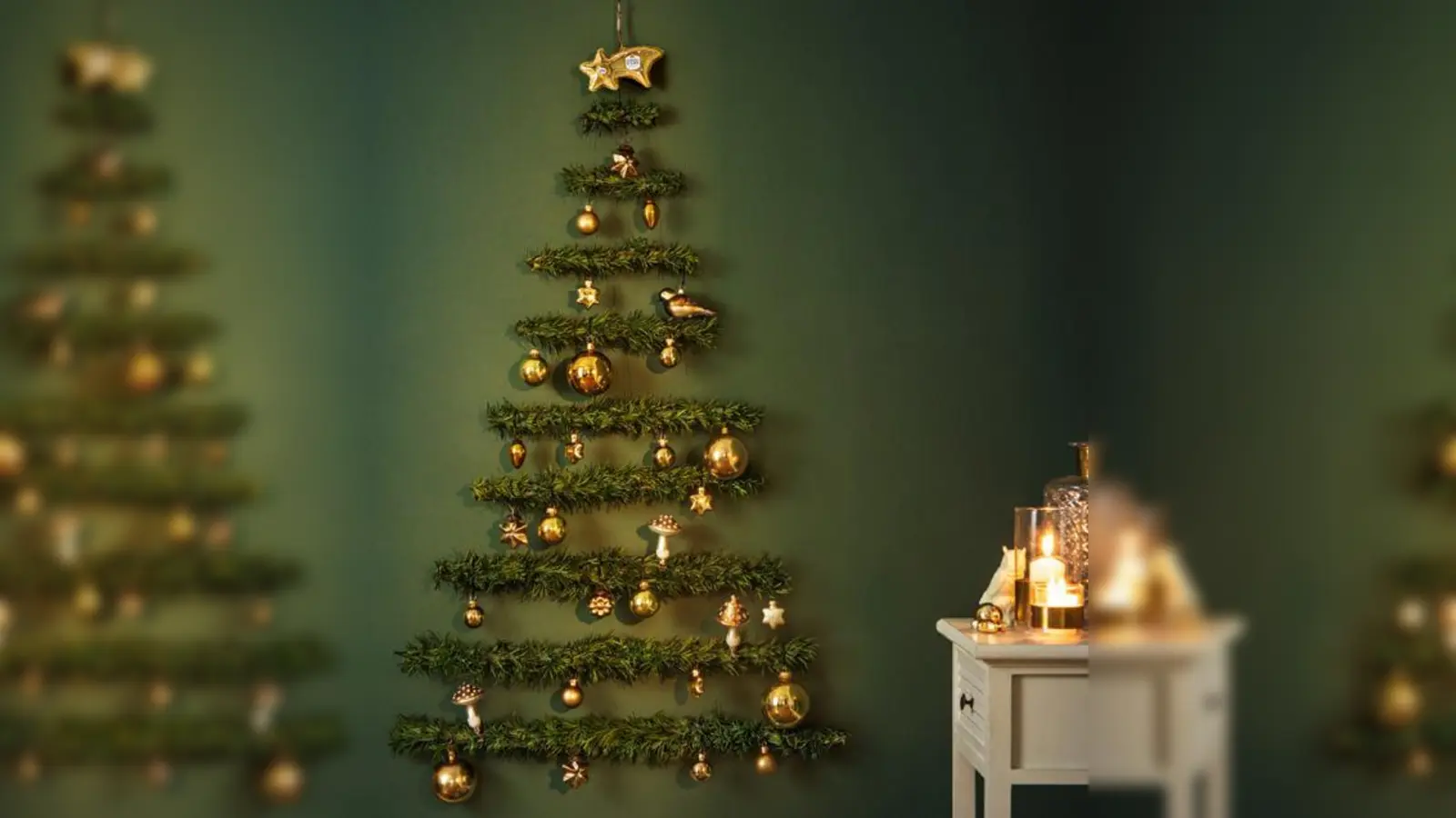 Einen ganz besonderen Tannenbaum kann man sich mit Hilfe von Ferrero selber bauen. Platz für Geschenke bleibt da auf jeden Fall genug.  (Foto: Ferrero)