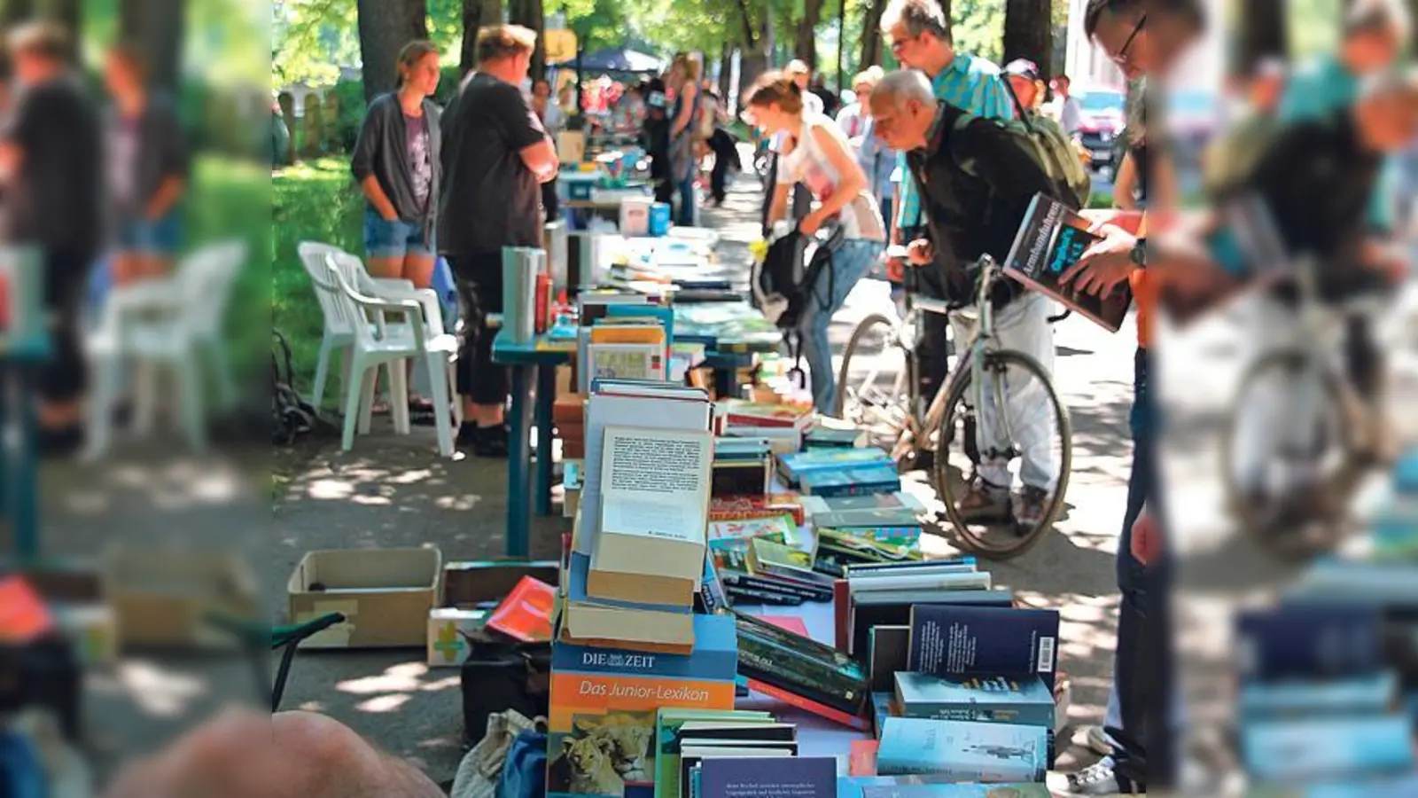 Hier können Leseratten und Bücherwürmer nach Herzenslust stöbern.	 (Foto: Renate Winkler-Schlang)