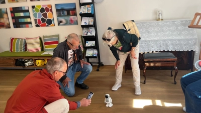 70 Senioren kamen zu den KI-Tagen des KBW ins Haus der Begenung. (Foto: KBW Erding)