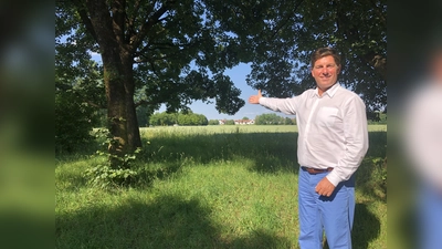 Landschaftlich traumhaft gelegen, hier soll das neue Taufkirchner Altenheim und mehr entstehen, so Bürgermeister Ullrich Sander - bereits im Jahr 2020. (Archivbild: hw)