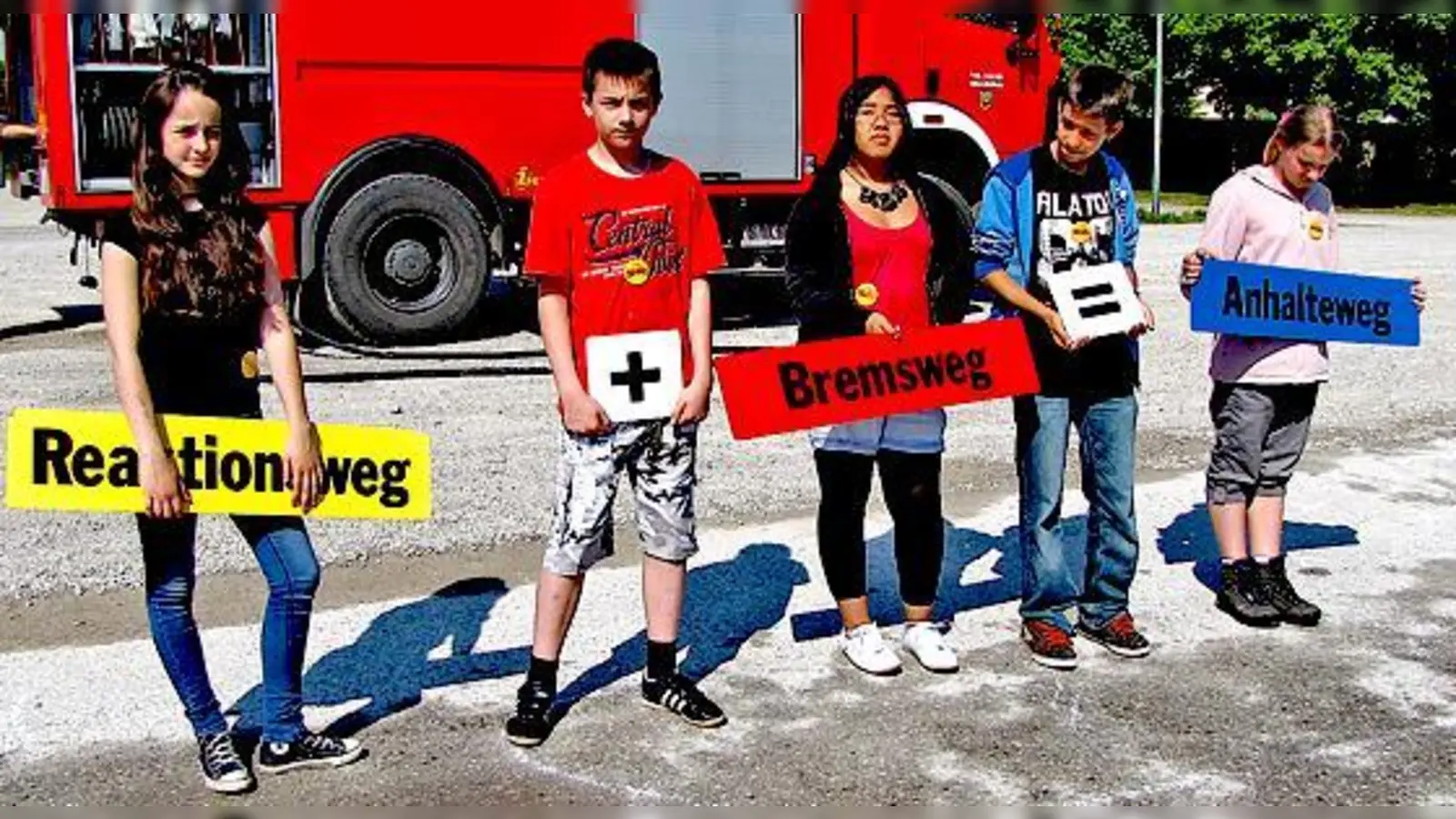 Die lebensrettende Formel »Reaktionsweg + Bremsweg = Anhalteweg« war Thema des ADAC-Trainings, bei dem die Mittelschüler ihr Verhalten im Straßenverkehr überprüfen konnten. 	 (Foto: VA)